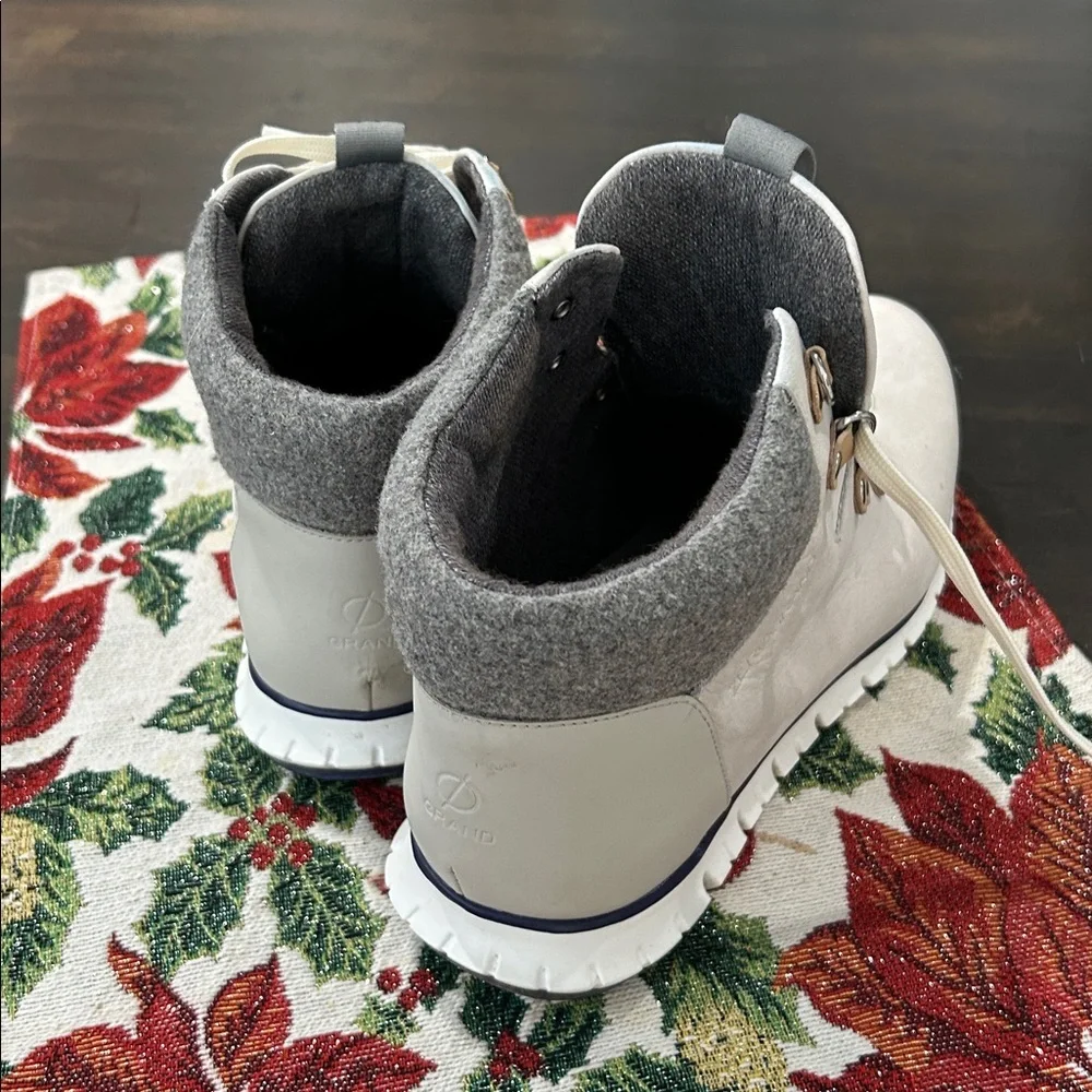 Cole Haan Cream and Gray waterproof Lace-Up Boots! - Picture 5 of 7